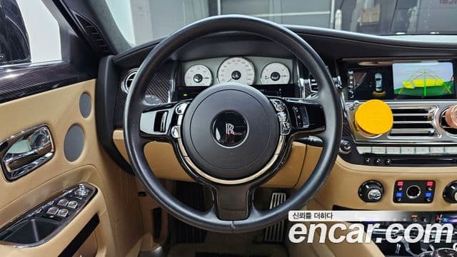 Rolls-Royce Ghost 2019 — Şəkil 13/20