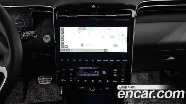 Hyundai The New Tucson 2023 — ფოტო 14/20