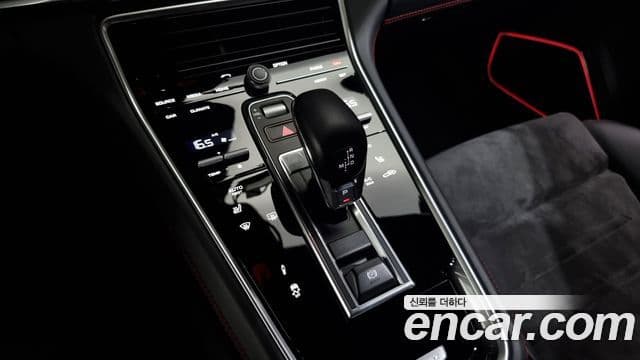 Porsche Panamera 2020 — Photo 12/20