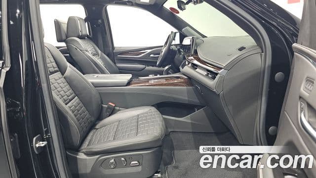 Cadillac Escalade 2021 — фото 9 из 20