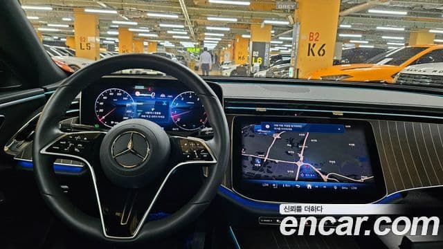 Mercedes-Benz E-Class 2024 — Şəkil 19/20
