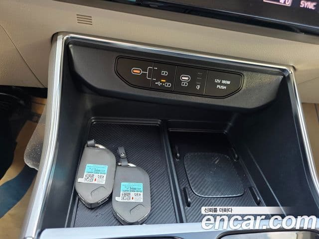 Kia Carnival 2024 — Фото 13/20