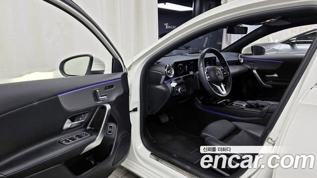 Mercedes-Benz A-Class 2020 — ფოტო 9/20