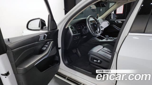 BMW X7 2021 — Şəkil 10/20