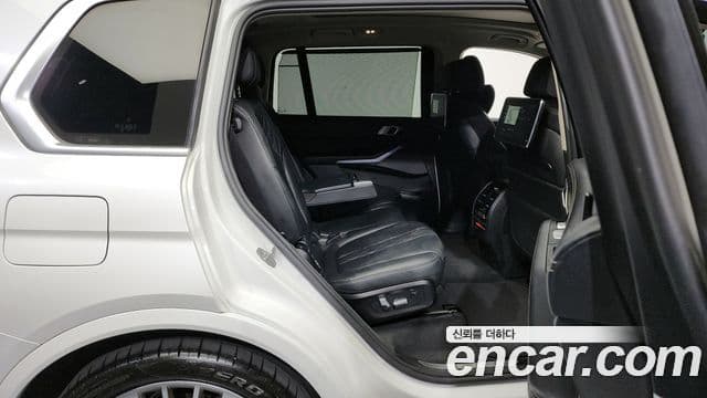 BMW X7 2021 — Şəkil 12/20