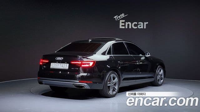 Audi A4 2019 — Şəkil 2/20