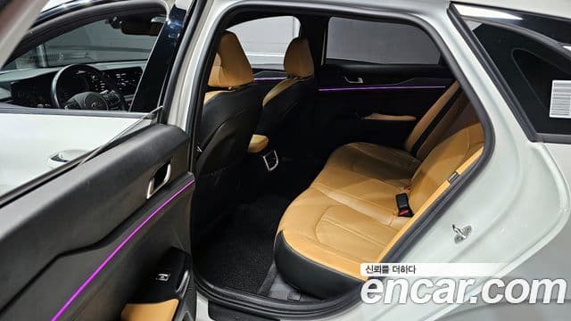 Kia K5 2020 — Şəkil 14/20