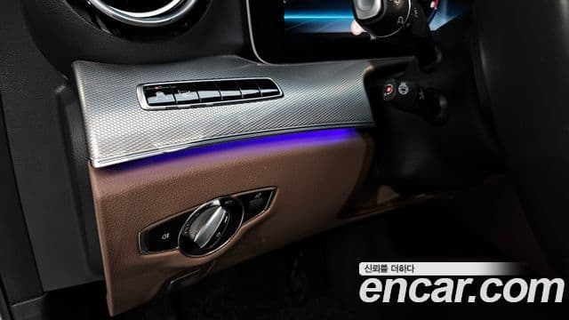Mercedes-Benz E-Class 2019 — Şəkil 16/20