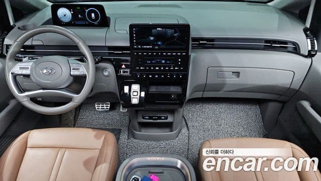 Hyundai Staria 2023 — ფოტო 7/20