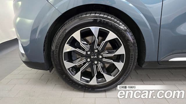 Kia Carnival 2020 — Şəkil 4/20