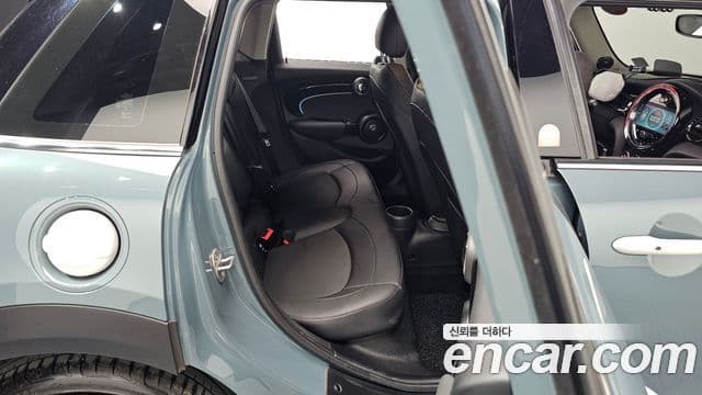 Mini Cooper S 2023 — Şəkil 17/20