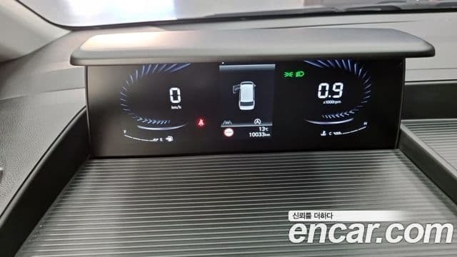 Hyundai Staria 2021 — ფოტო 7/20