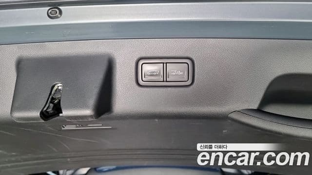Hyundai Staria 2021 — ფოტო 17/20