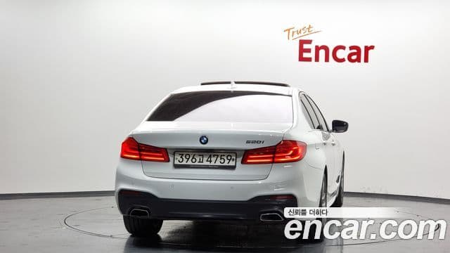 BMW 5 Series 2020 — фото 4 из 20