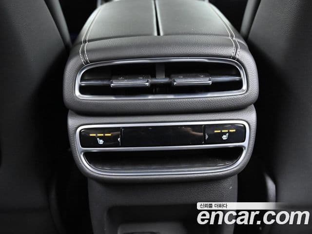 Genesis GV80 2020 — ფოტო 16/20