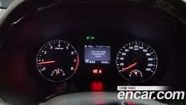 Kia Seltos 2021 — Şəkil 8/20