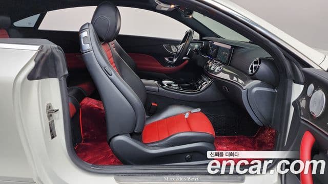 Mercedes-Benz E-Class 2019 — ფოტო 11/20