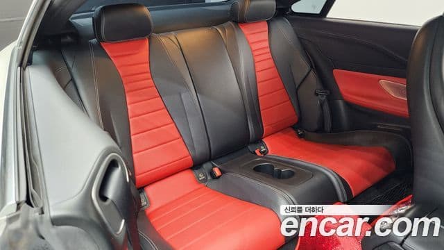 Mercedes-Benz E-Class 2019 — ფოტო 12/20