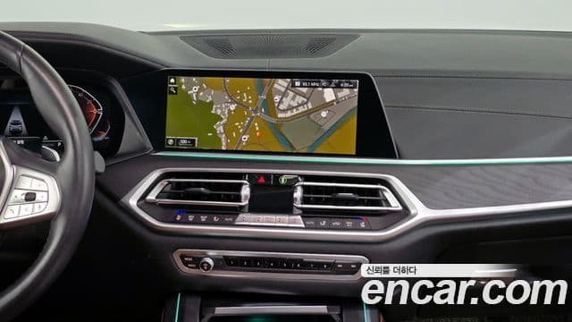 BMW X7 2022 — Şəkil 14/20