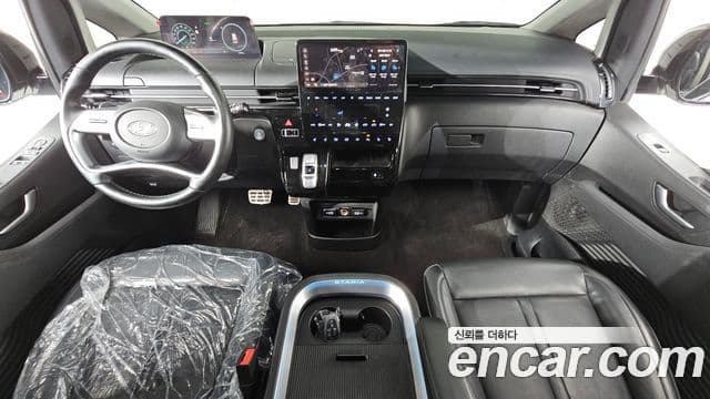 Hyundai Staria 2021 — фото 7 из 20