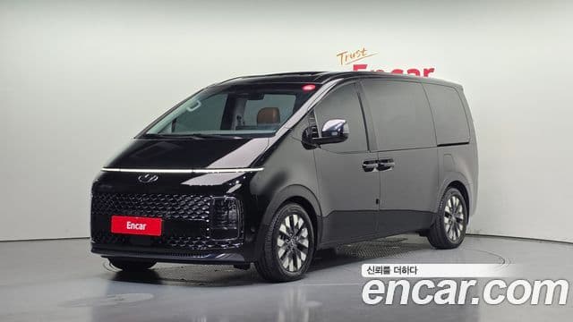 Hyundai Staria 2023 — ფოტო 10/20