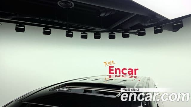 Hyundai Staria 2023 — ფოტო 20/20