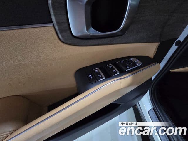 Kia Sorento 2022 — фото 13 из 20