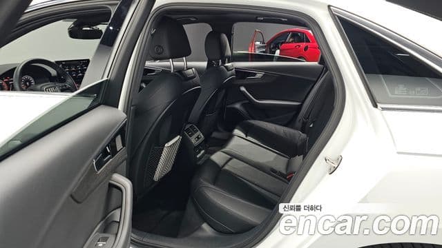 Audi A4 2023 — ფოტო 11/20