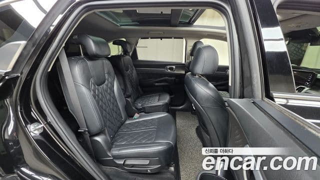 Kia Sorento 2020 — ფოტო 19/20