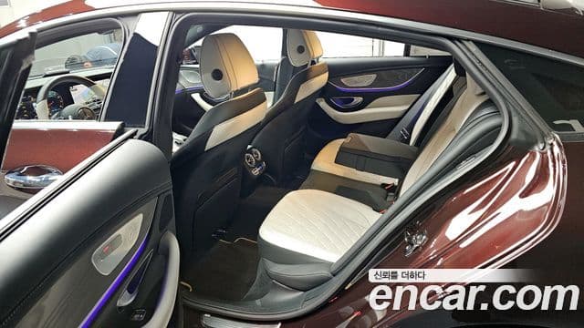 Mercedes-Benz AMG GT 2022 — Photo 13/20