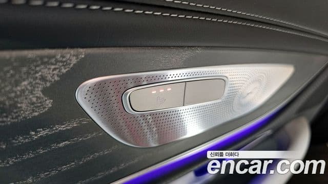 Mercedes-Benz AMG GT 2022 — Photo 19/20