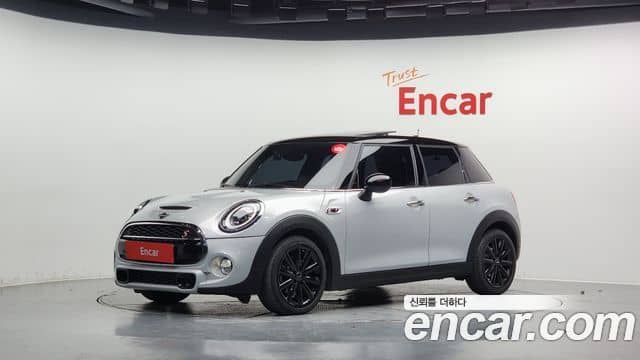 Mini Cooper S, 2019