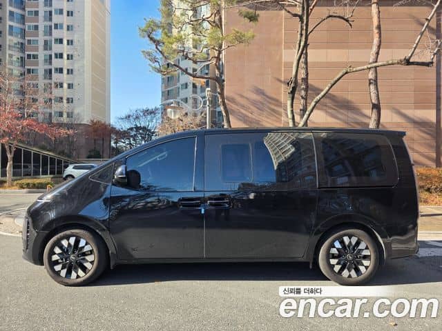 Hyundai Staria, 2024