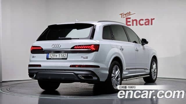 Audi Q7, 2022