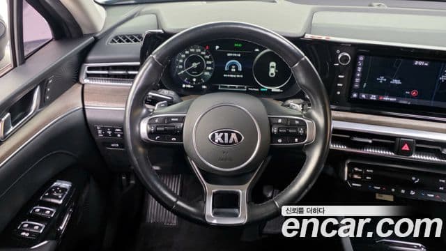 Kia K5 2020 — Şəkil 13/20