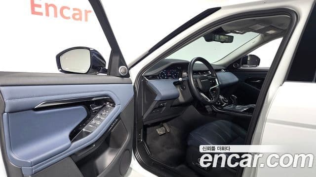 Land Rover Range Rover Evoque 2021 — Фото 11/20