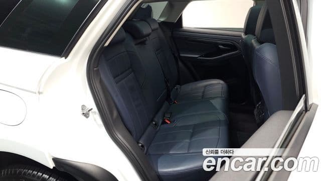 Land Rover Range Rover Evoque 2021 — Фото 12/20