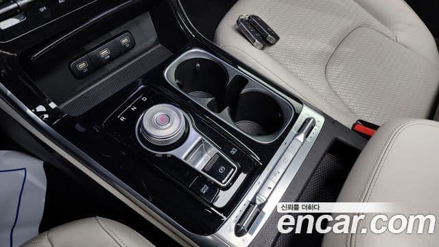 Kia Carnival 2020 — Şəkil 9/20