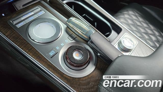 Genesis GV80 2022 — Şəkil 9/20
