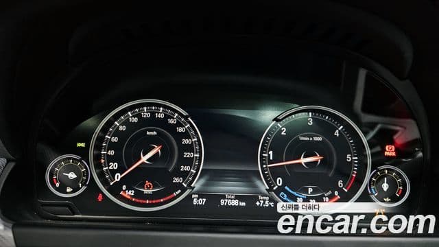 BMW 6 Series 2018 — Şəkil 6/20