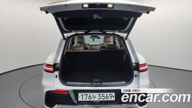 Genesis GV70 2021 — ფოტო 20/20