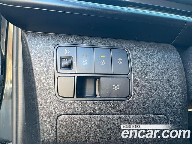 Hyundai Staria 2022 — Şəkil 13/19