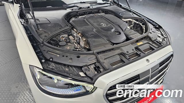 Mercedes-Benz S-Class 2022 — ფოტო 4/20