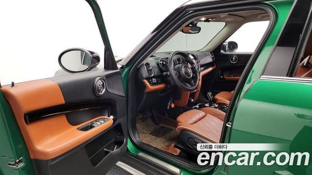 Mini Cooper S Countryman 2021 — фото 10 из 20