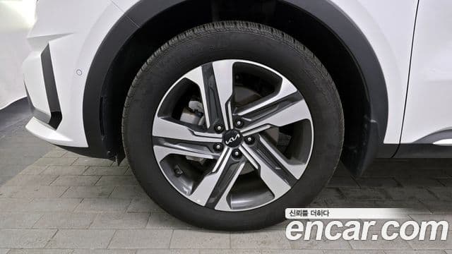 Kia Sorento 2023 — Şəkil 5/20