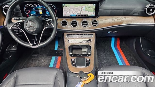Mercedes-Benz E-Class 2020 — ფოტო 7/20
