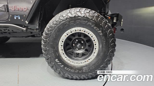 Jeep Wrangler 2019 — фото 5 из 20