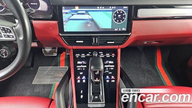 Porsche Cayenne 2020 — Şəkil 15/20
