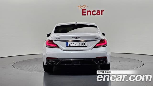 Genesis G70 2018 — фото 4 из 20