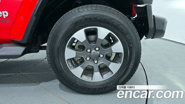 Jeep Wrangler 2021 — Şəkil 5/20